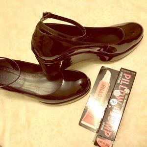 BCBGirls Patent Leather Black Platform Sz 7